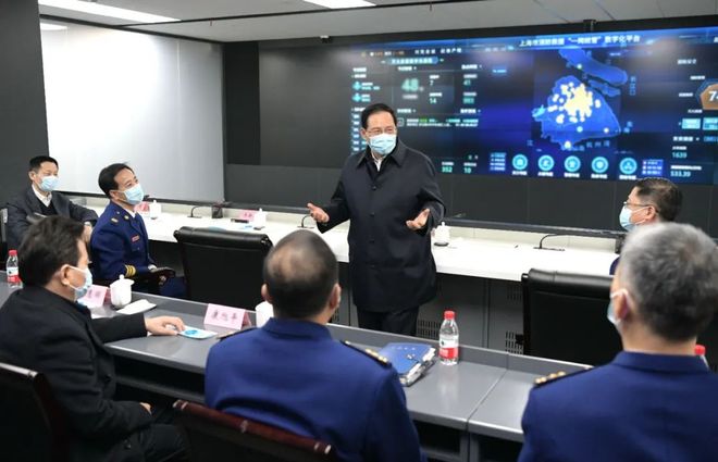 市領(lǐng)導(dǎo)深入檢查春節(jié)期間城市保障與信息系統(tǒng)運(yùn)維工作，確保節(jié)日安全平穩(wěn)運(yùn)行